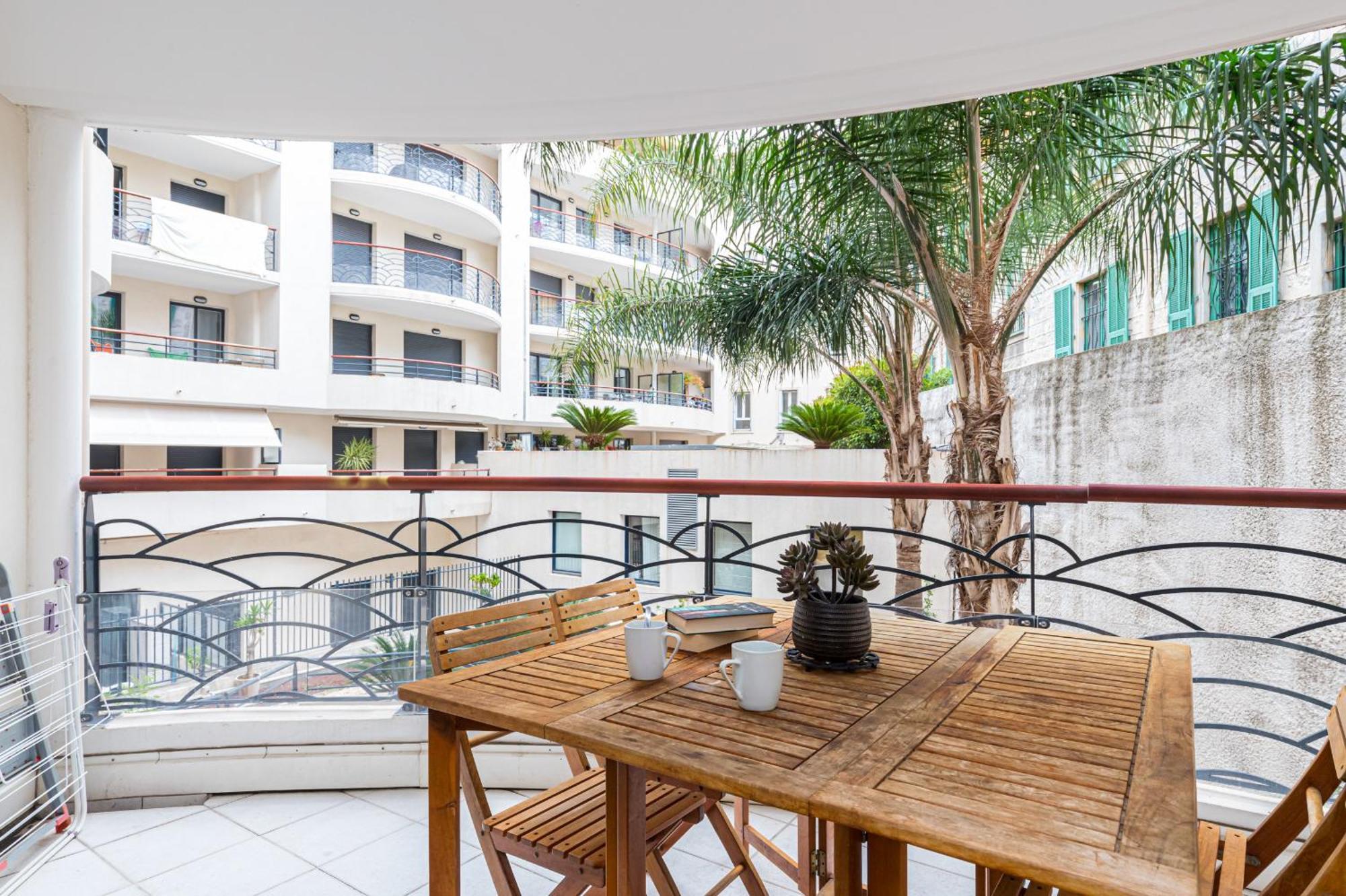 Nice 1 Bedroom Downtown Carre D'Or With Garage Buitenkant foto