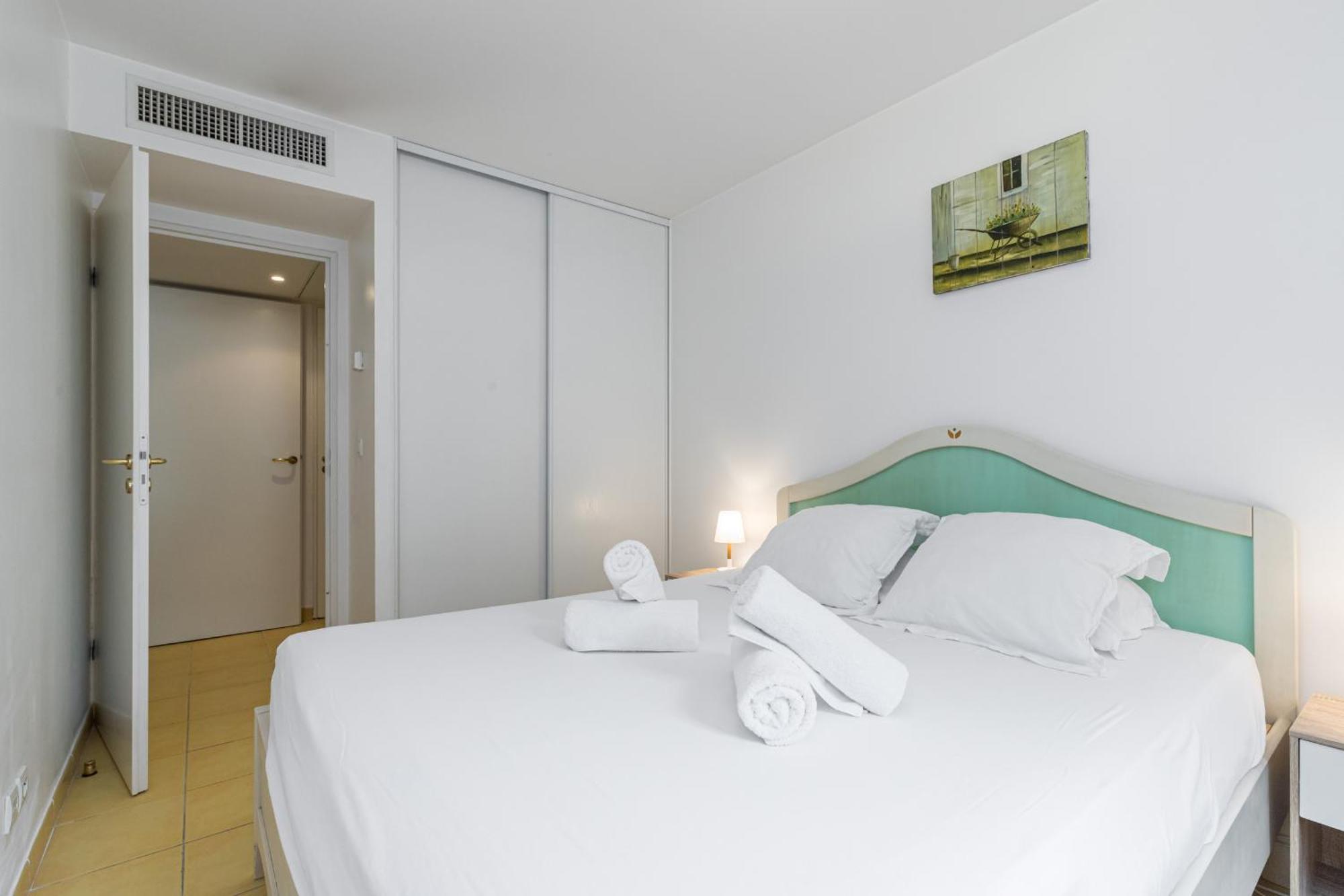 Nice 1 Bedroom Downtown Carre D'Or With Garage Buitenkant foto